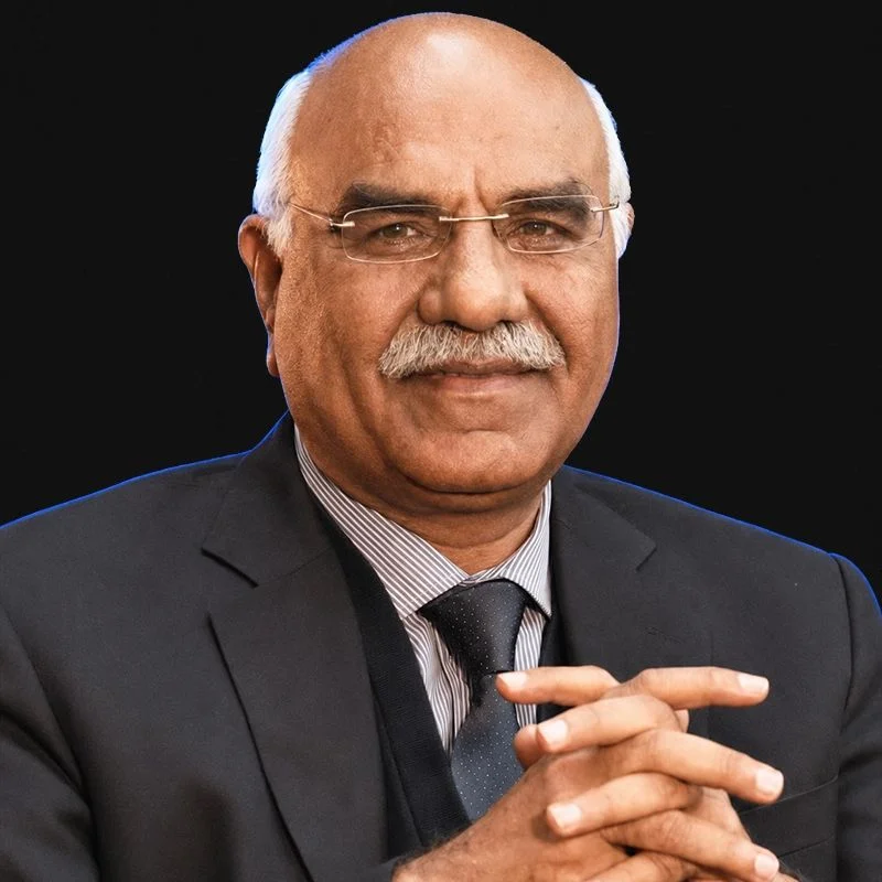 Dr Amjad Saqib